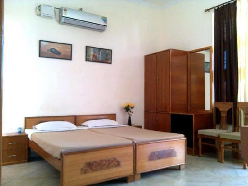 Ranthambore Tiger Home Sawai Madhopur Ngoại thất bức ảnh